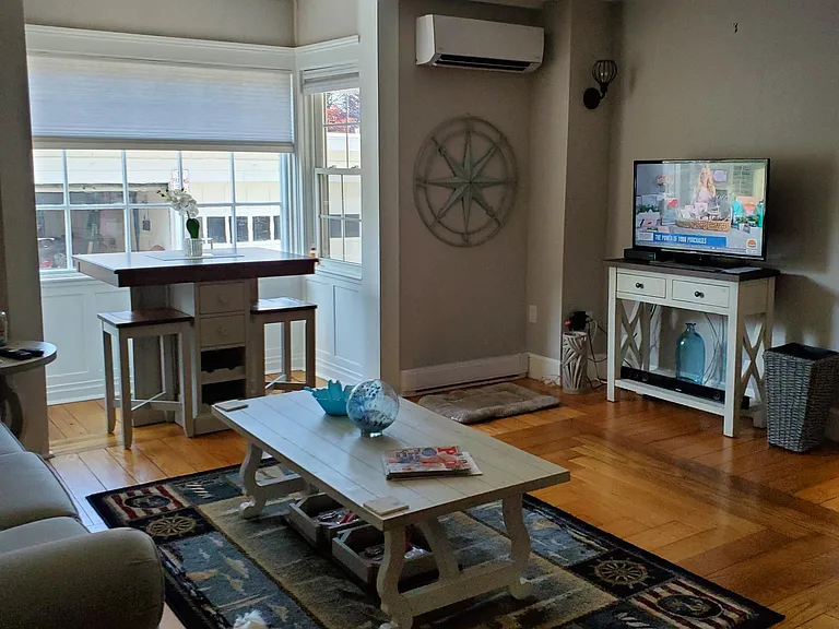 35 Pelham St #1 — Photo 11
