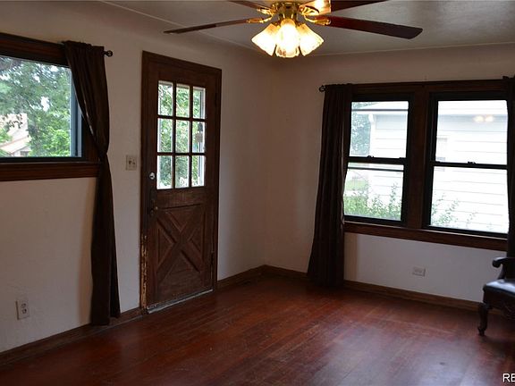 5th image of 2840 W Irvington Place