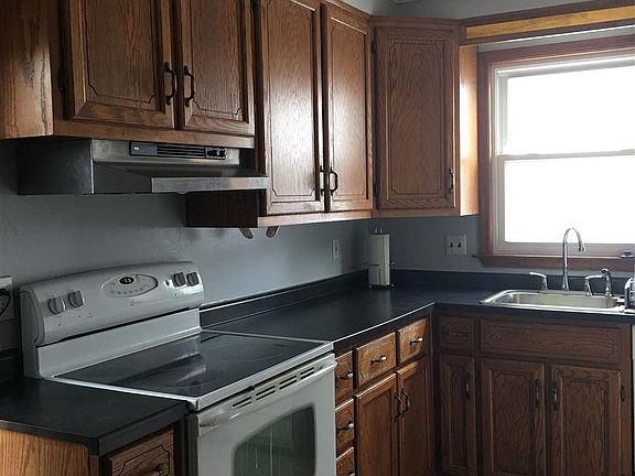 2nd image of 25673 Fortuna St