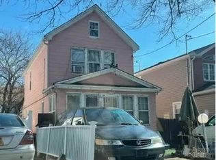 11039 177th St, Jamaica, NY 11433