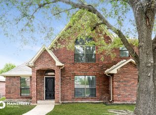 817 Witherspoon Ct, Cedar Hill, TX 75104