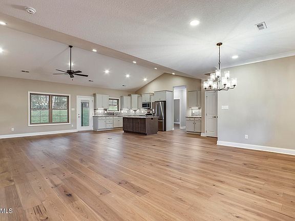4th image of 114 Saloli Way