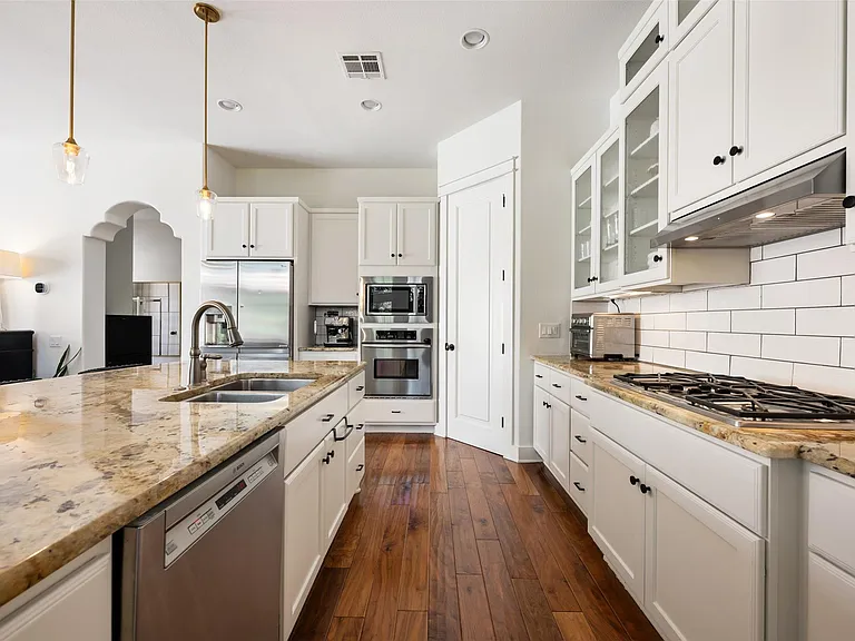 64 Tiburon Dr — Photo 20