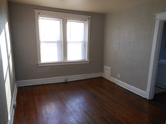 5th image of 4051 Meramec St APT 2W