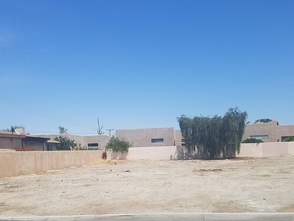 1st image of 51420 Calle Guatemala