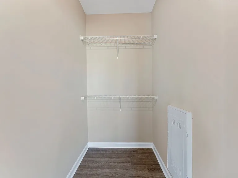 Field Haven Apartments — Photo 29