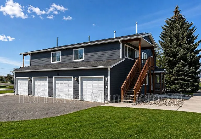 2491 Wheeler Dr #C — Photo 1