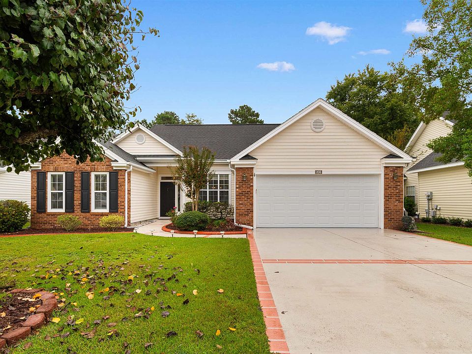 1st image of 208 Beechwood Ct.