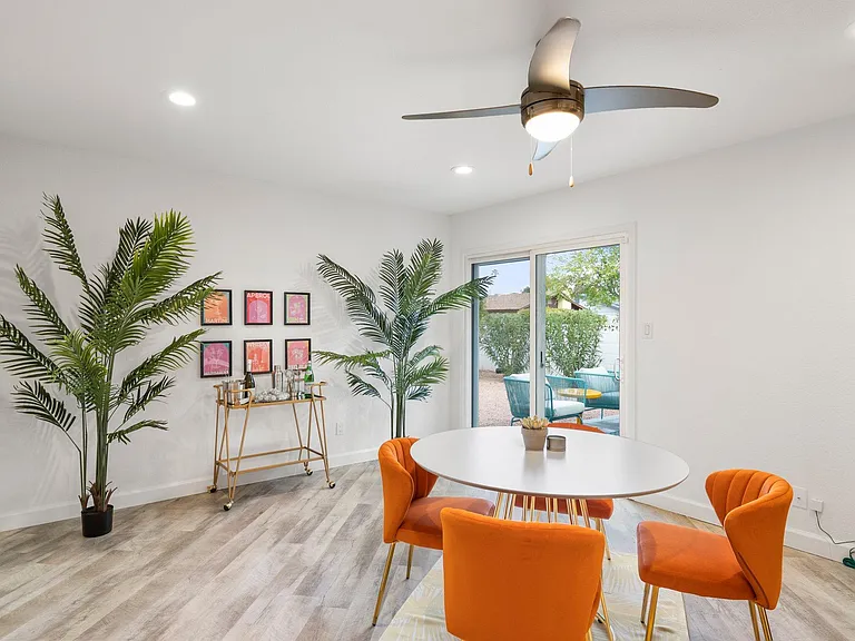 2510 E Hermosa Dr — Photo 12