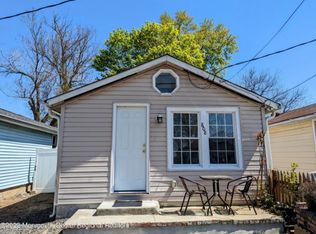 808 Summerfield Ave, Laurence Harbor, NJ 08879