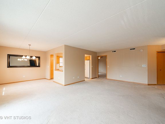 3rd image of 4210 N Natchez Ave APT 211