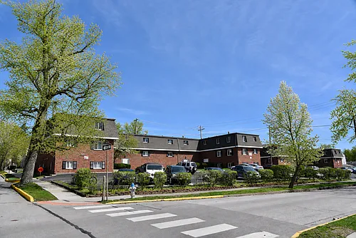 Campus Walk Apartments Photo 1