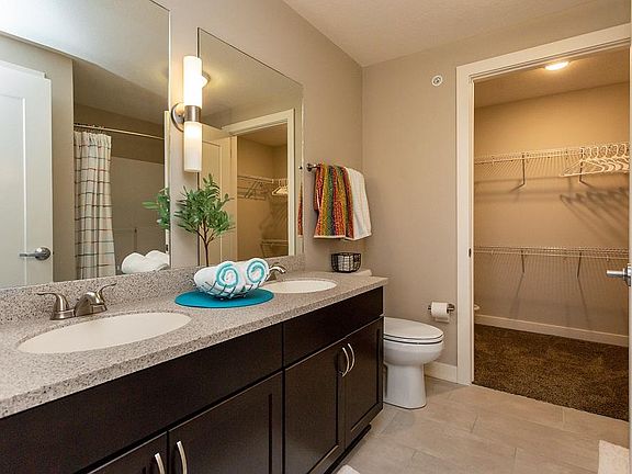 Master Bathroom with Walk In Closet