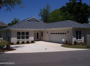 103 Rollingwood Cir, Sneads Ferry, NC 28460