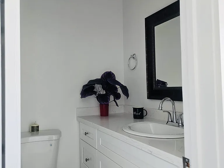 8553 Cedros Ave #11 — Photo 2