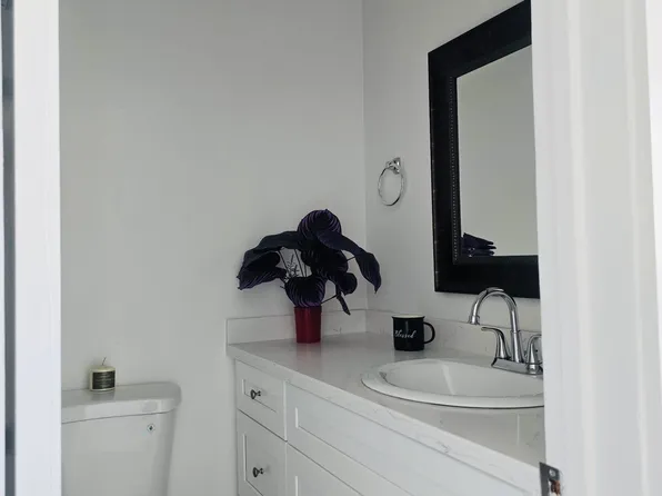 8553 Cedros Ave APT 11, Panorama City, CA 91402