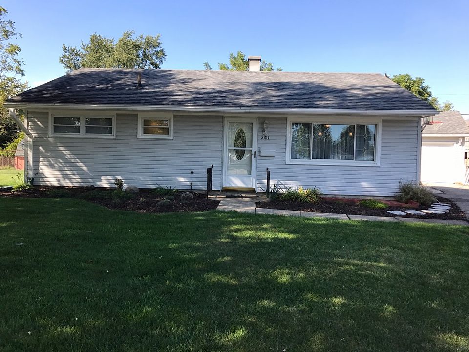 1st image of 2217 Whitney Pl