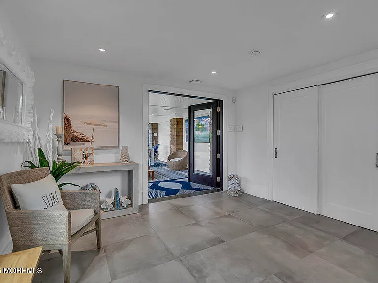 985 Ocean Ave — Photo 160