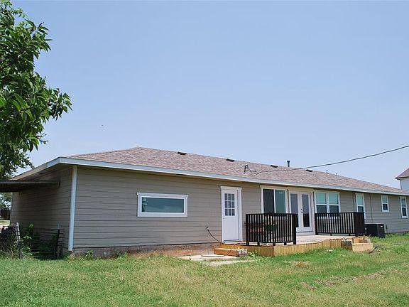 3rd image of 6729 Pine Ln