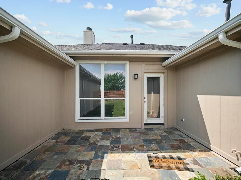2130 Harvester Dr — Photo 31