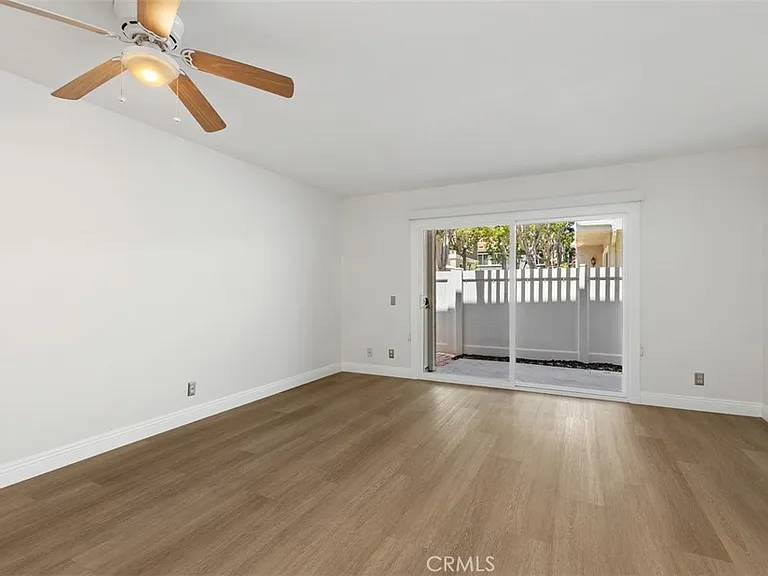 89 Abbeywood Ln — Photo 4
