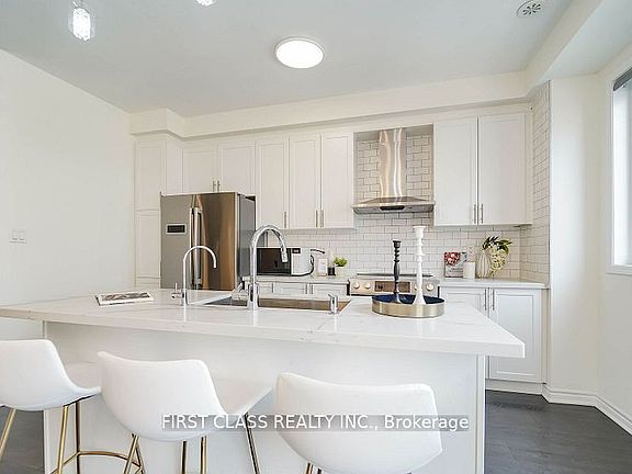 4th image of 30 George Patton Ave