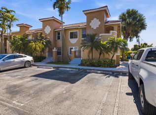 621 NW 78th Ter APT 206, Hollywood, FL 33024