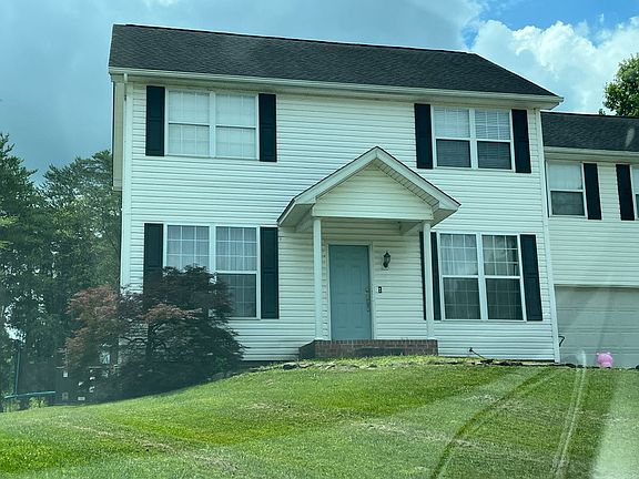 3rd image of 8710 Finchwood Ln