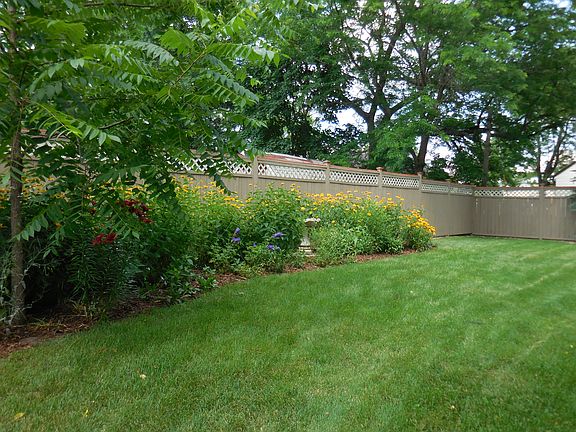 Perennial Garden & Fence