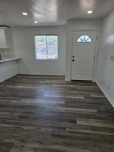 1026 W Lark Ave Photo 1