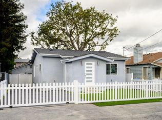 10333 Scoville Ave, Sunland, CA 91040