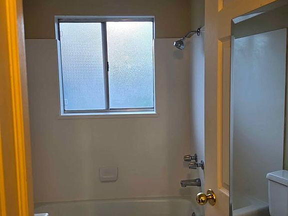 4th image of 443 S State St APT 312