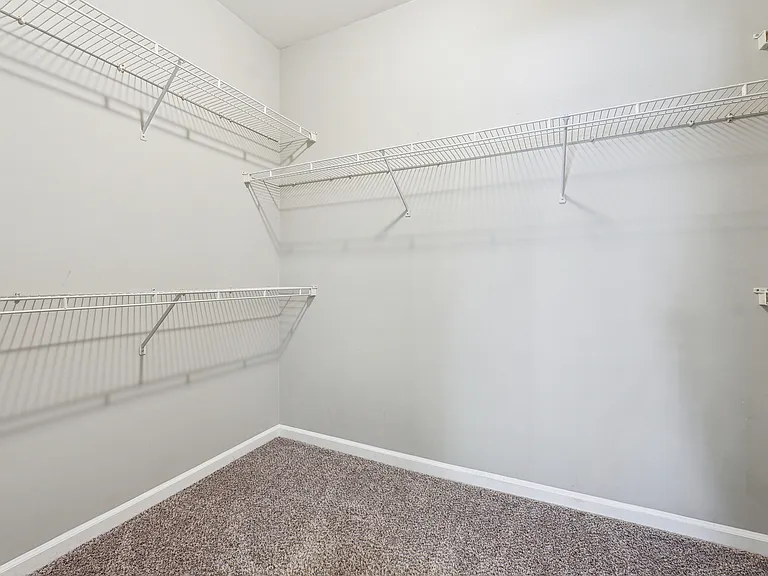 2700 Pine Tree Rd NE #1212 — Photo 10
