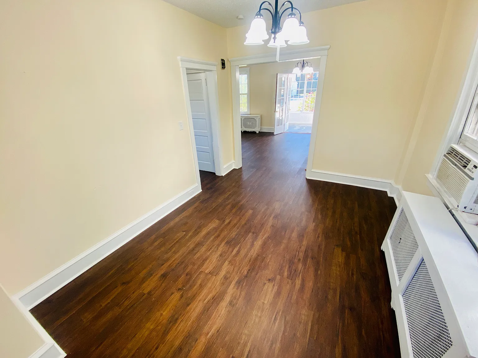 1422 Markley Street — Photo 3