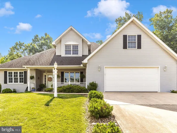 6945 Augusta National, Fayetteville, PA 17222