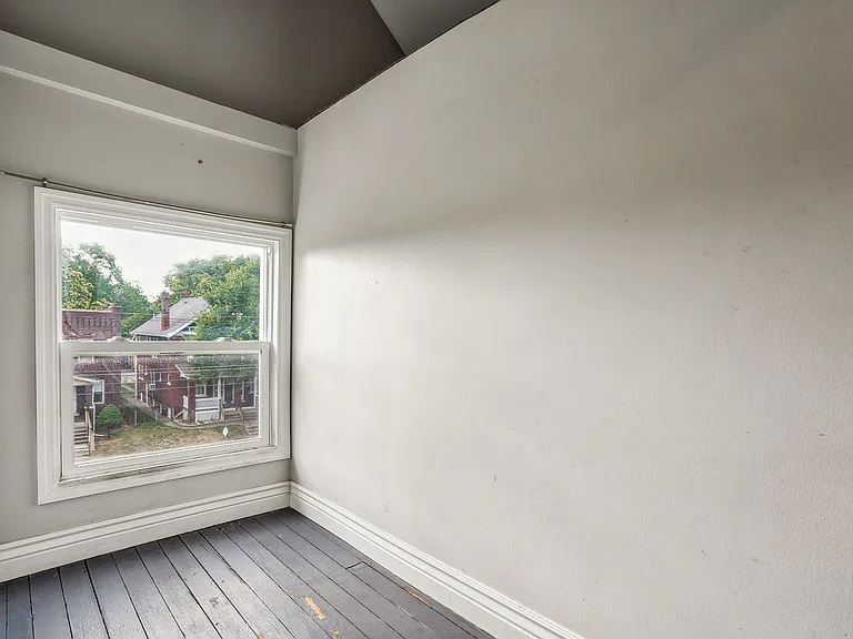 2246 N 4th St — Photo 22