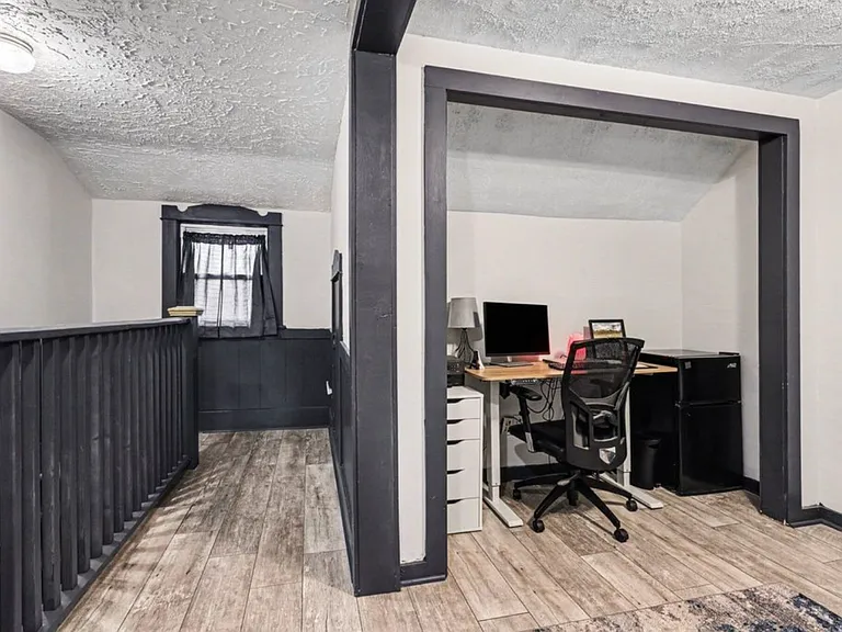 2520 Roys Ave SW — Photo 5