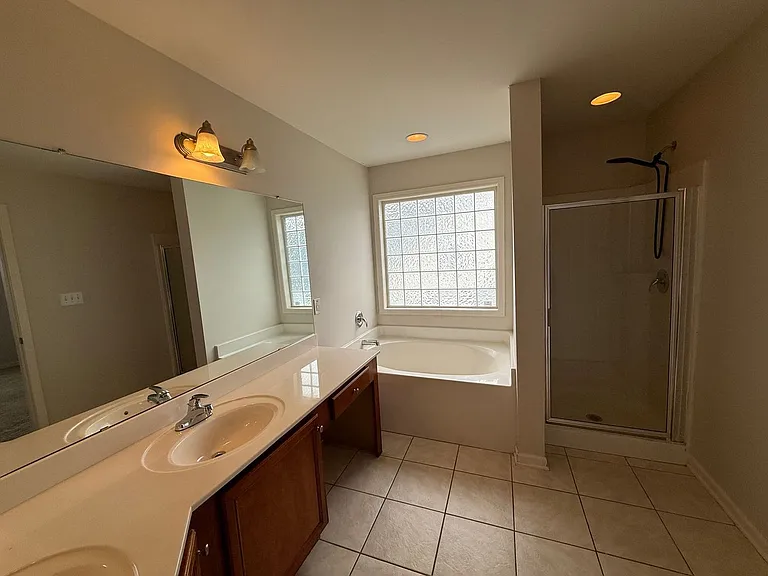 2305 Gray Goose Loop — Photo 14