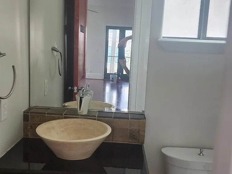 715 Reinicke St — Photo 27