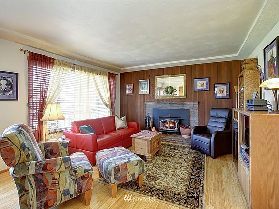 5th image of 8425 E E Street