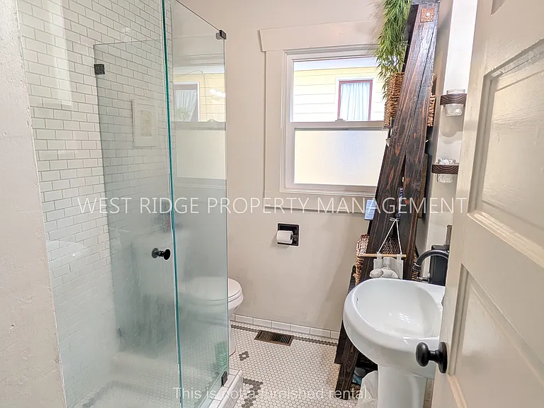 3934 SE 33rd Pl — Photo 14