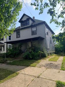655 Dolbee Ave SE, Grand Rapids, MI, 49506