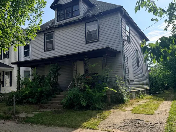 655 Dolbee Ave SE, Grand Rapids, MI 49506