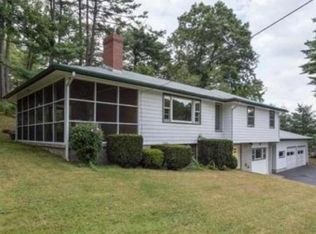 55 Waverly Rd, Woburn, MA 01801