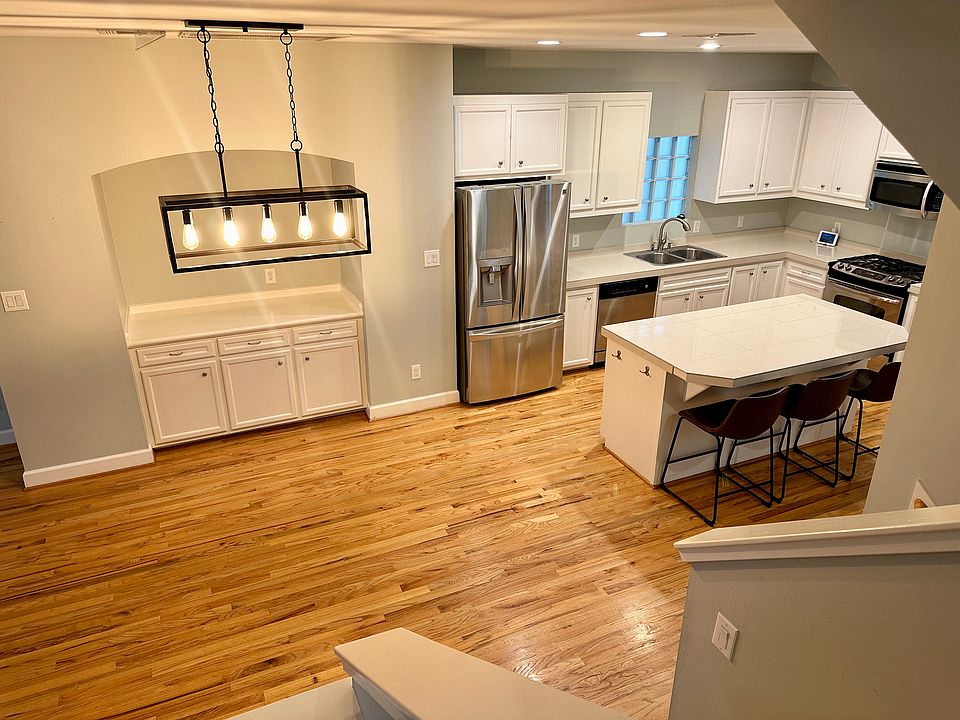 2nd Floor - Kitchen / Dinning