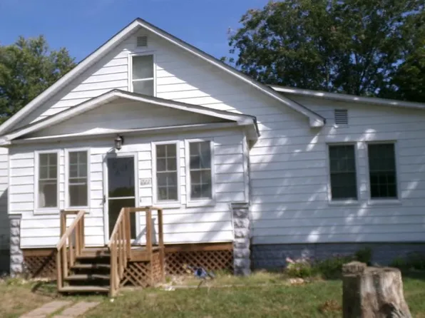 222 Buchanan St, Waterloo, IL 62298