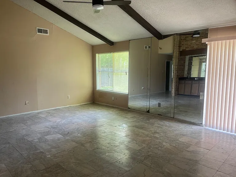 14619 Wind Lawn Dr — Photo 7
