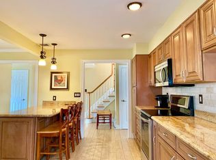 2374 Oakdale Ave, Seaford, NY 11783
