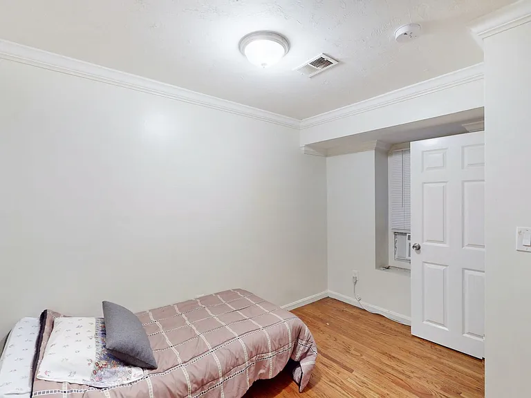 714 Shawmut Ave #2 — Photo 7