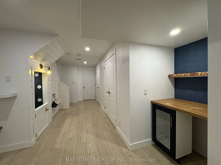 51 Dominion Cres — Photo 28
